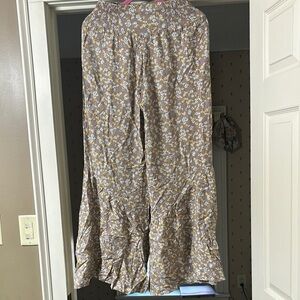 Flowy flowered pants